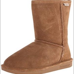 Worn once, Women’s BearPaw short boots. Size 7